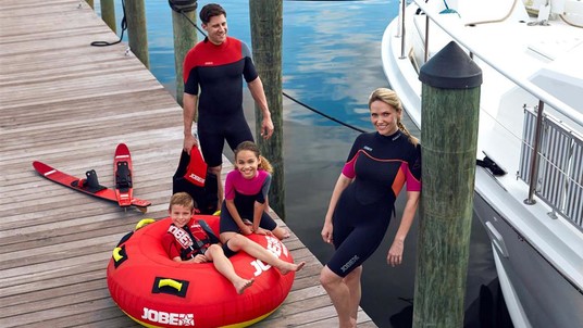 hot seat and giant (1 and 3 person)