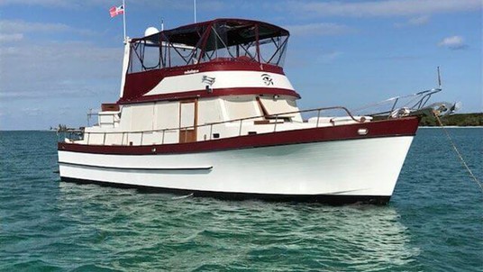 Marine trader 44 long range cruiser