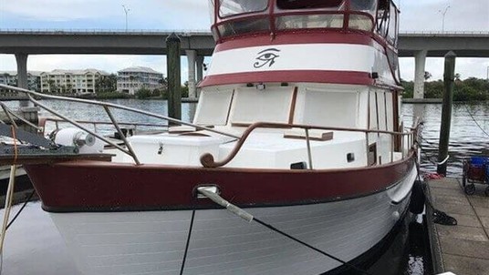 Marine trader 44 long range cruiser