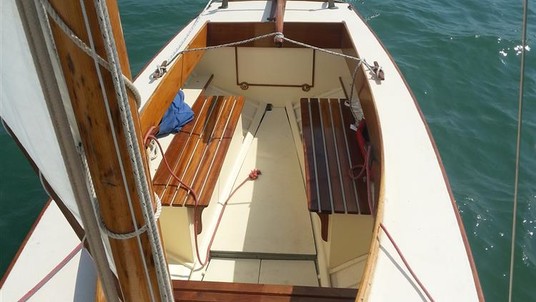 Hamble one design classic yacht