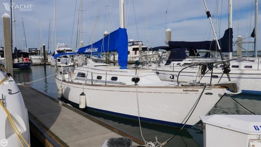 Islander 37