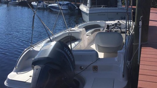 Hurricane fundeck 232