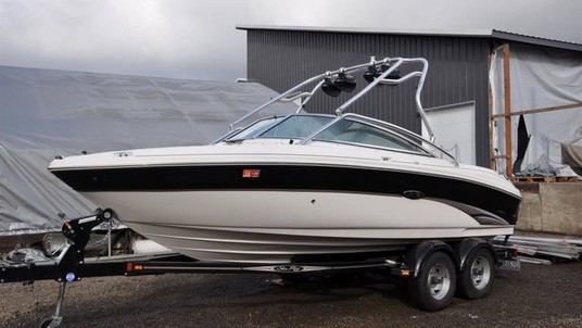 Sea ray 200 select