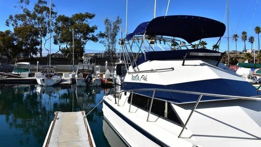 Skipjack 25 flybridge