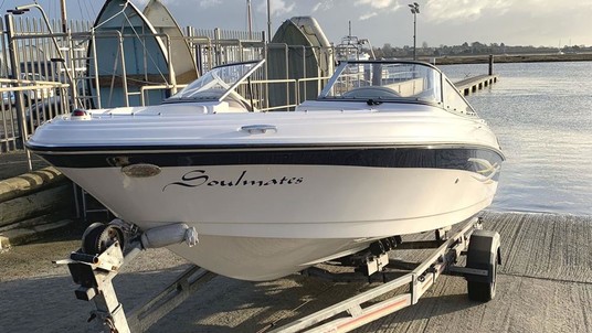 Four winns horizon 170 le