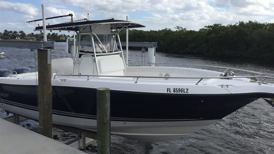 Century 2900 center console