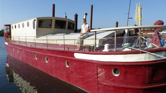 Humber keel barge houseboat