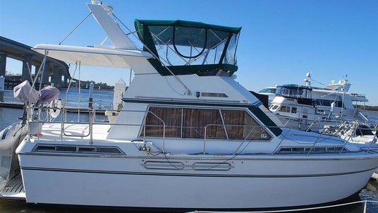 President 37 sundeck