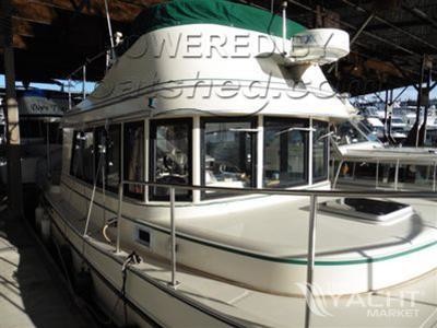 Camano 31 trawler