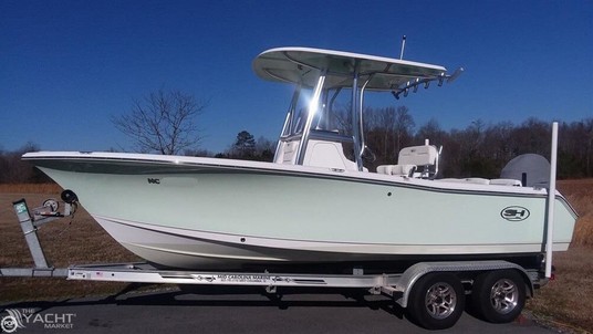 Sea Ray hunt ultra 211