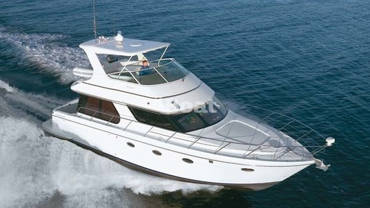 Carver 46 Voyager