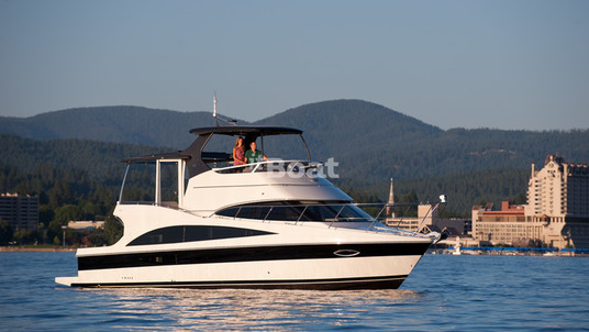 Carver 41 Cockpit Motor Yacht