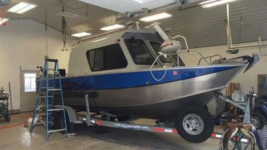 Hewescraft alaskan pilot 2600