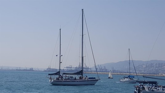 Custom built under lloyds class 100a1 nordia 61 ketch