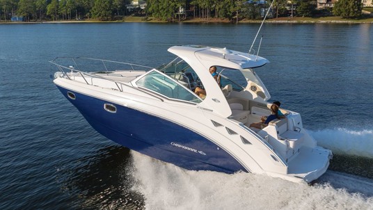 Chaparral 310 Signature