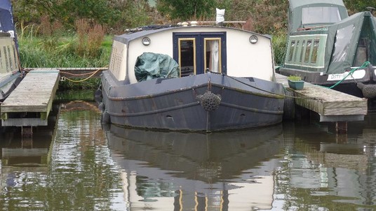 Liverpool boats widebeam - 57.1/2ft x 11.1/2ft