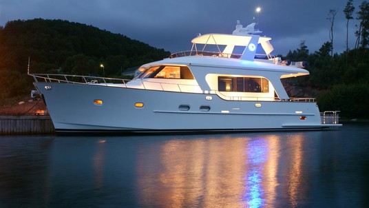 Explorer motor yachts 58 pilothouse