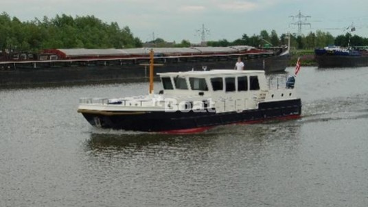 Altena Canal Cruiser