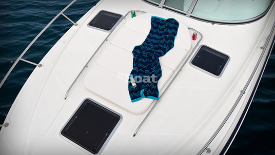 Chaparral 350 Signature Cruiser