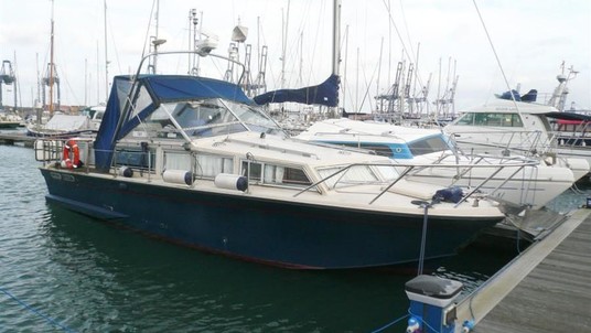 Freeman 33 sportsman