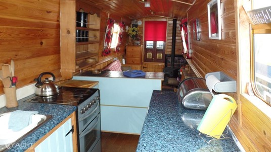 Liverpool boats 50ft cruiser stern