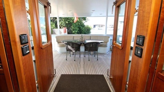 Explorer expedition yacht