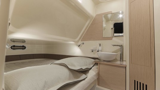 Chris-Craft Catalina 30