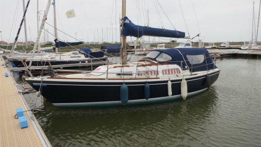 Russel marine jaguar 27