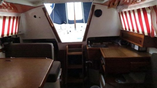 Russel marine jaguar 27