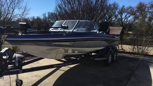 Ranger boats 212ls