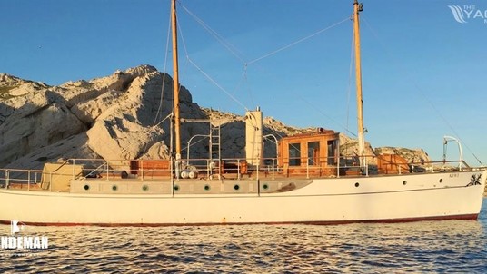 White brothers motor yacht