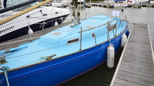 Marcon cutlass 27