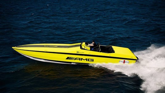 Cigarette AMG Electric Drive