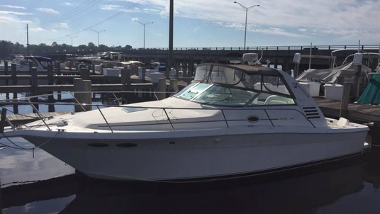 Sea ray 330 express cruiser