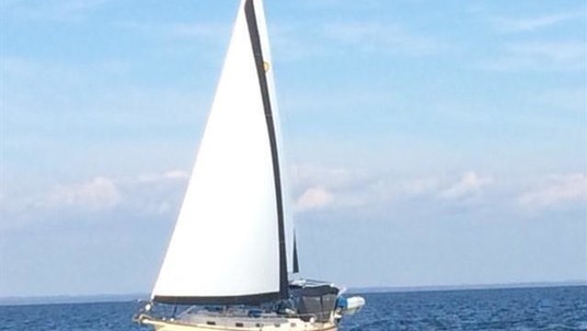 Island packet yachts 37