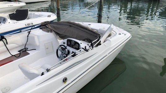 Hurricane 188 sun deck sport