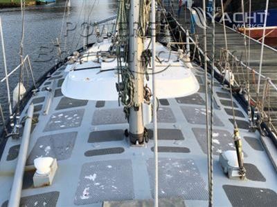 Van de stadt orca 37