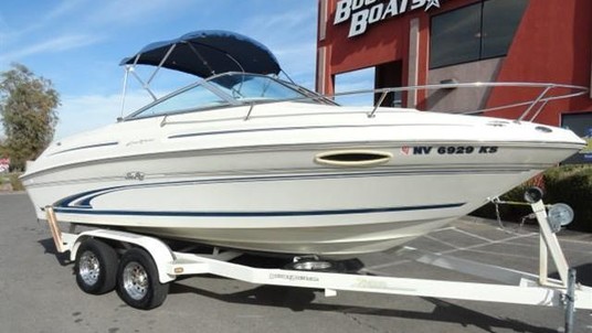 Sea ray 215 express cruiser