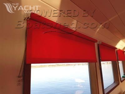 Converted tug liveaboard