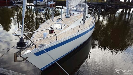 Sweden yachts 340