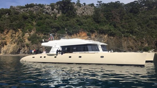 Nautitech dufour custom med 82