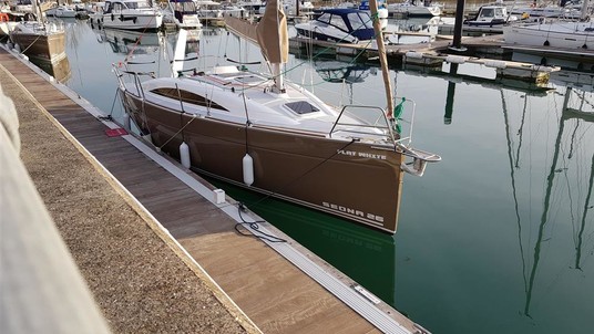Sedna 26 swing keel