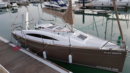 Sedna 26 swing keel