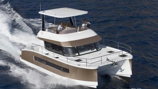 Fountaine pajot 37