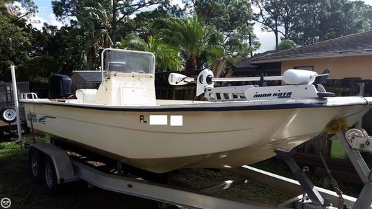Carolina skiff 238 v series