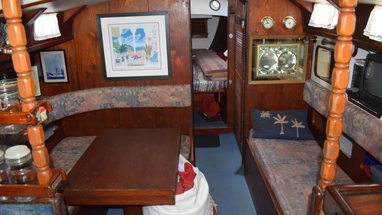 Sloop cold moulded sloop 38