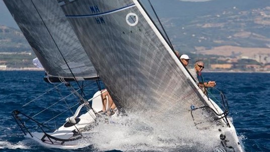 Melges 32