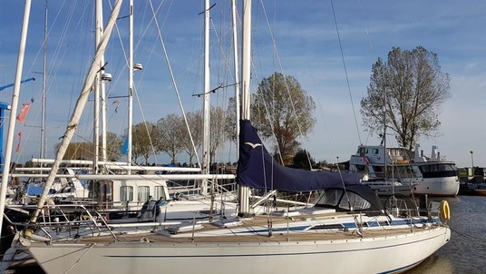 Grand soleil 38