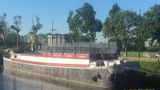 Spits restaurant boat 38meter