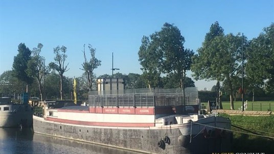 Spits restaurant boat 38meter